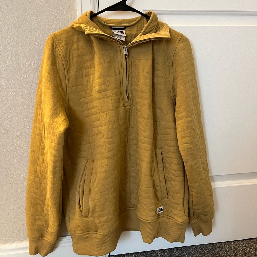 North face Men’s Quilted Quarter-zip